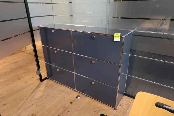 1 x USM Haller Highboard 2 x 3 Maße: 150 x 37 x 109 cm